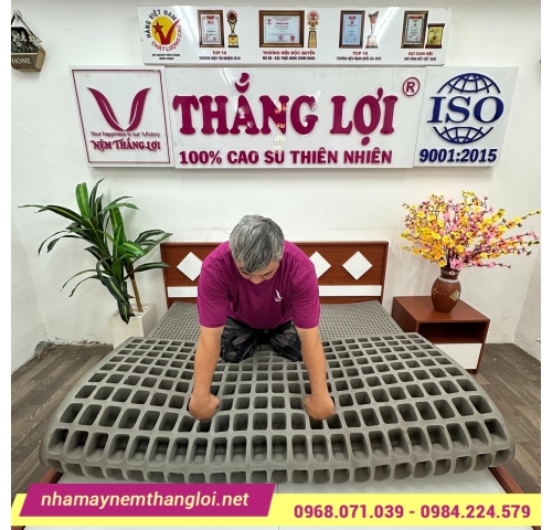 Nệm cao su thiên nhiên BoBo than hoạt tính Thắng Lợi